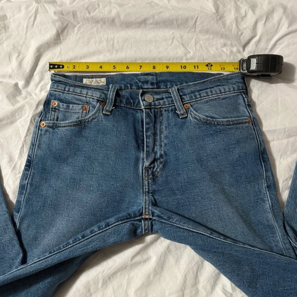 Men Levis Premium 511 Slim Fit Jeans Dark Indigo Wash Durable Denim 28 x 32 - Picture 11 of 14